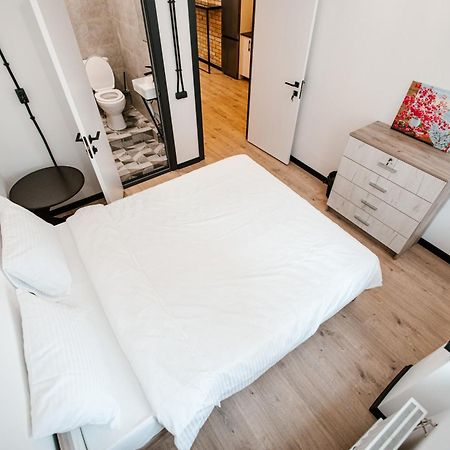68 Hostel Бишкек Экстерьер фото